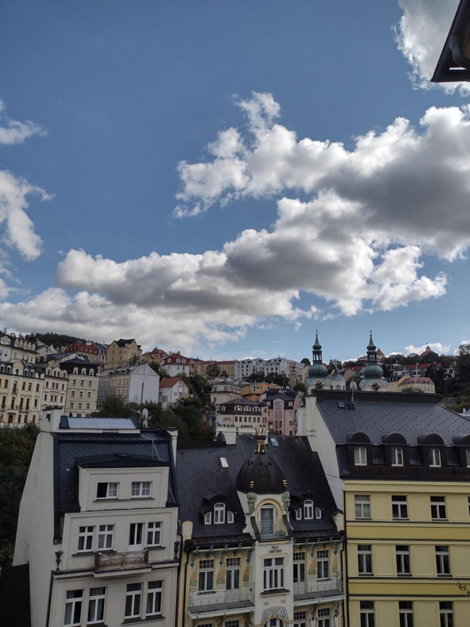 Apartmens Kv Karlovy Vary Luaran gambar