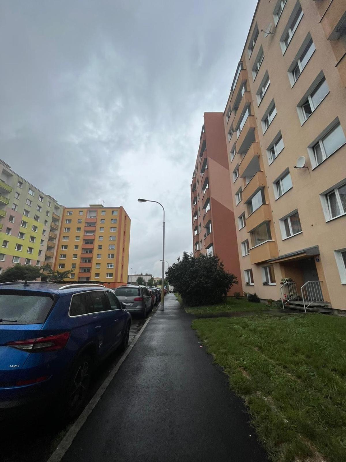 Apartmens Kv Karlovy Vary Luaran gambar